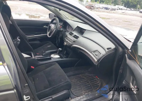 2010 Honda Accord 2.4 Ex from USA, damaged, VIN 1HGCP2F70AA114635